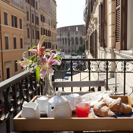 Frühstückspension Santi Quattro Al Colosseo Rom