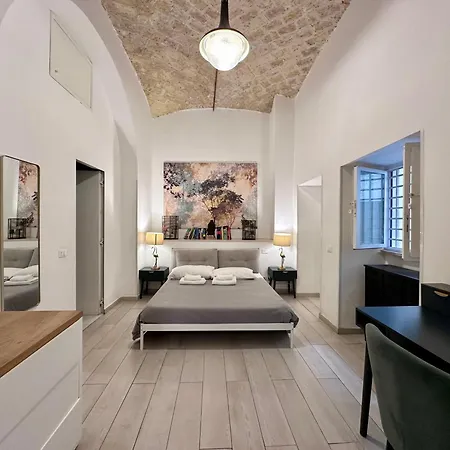 לינה וארוחת בוקר Santi Quattro Al Colosseo