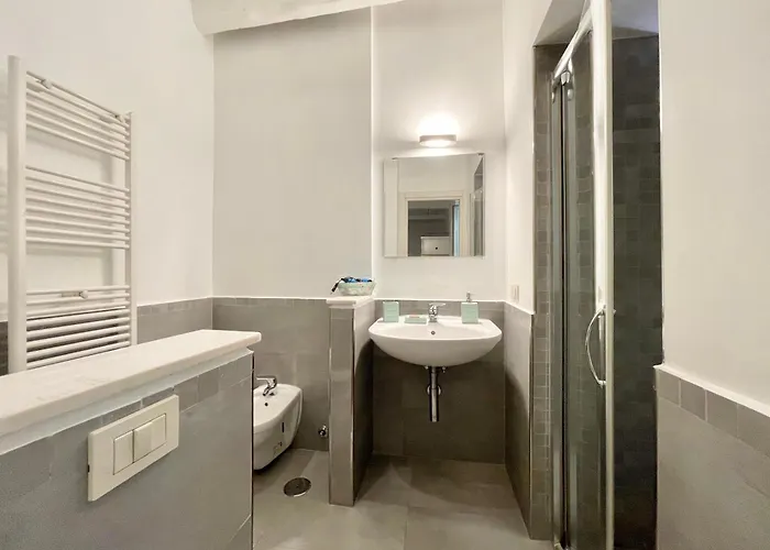 Santi Quattro Al Colosseo לינה וארוחת בוקר