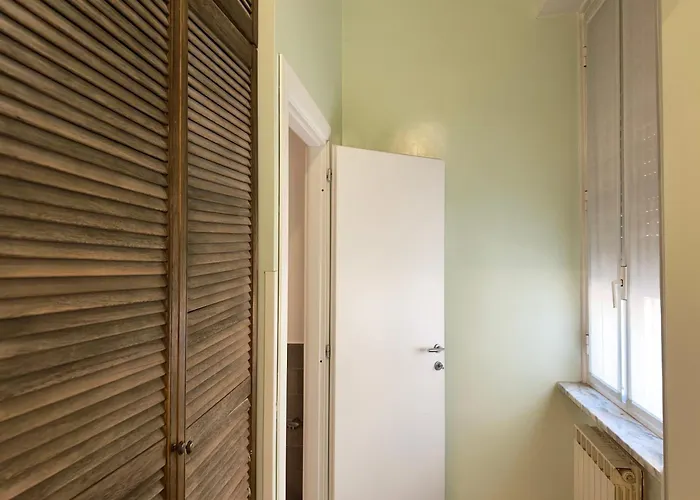 לינה וארוחת בוקר Santi Quattro Al Colosseo