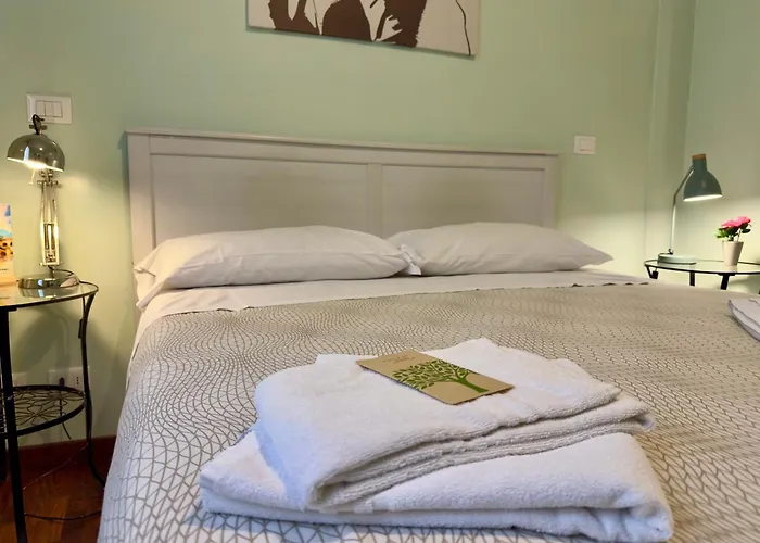 Santi Quattro Al Colosseo לינה וארוחת בוקר