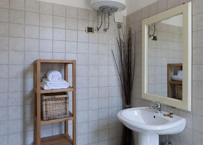 Santi Quattro Al Colosseo 4*