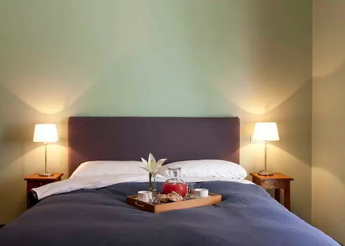 לינה וארוחת בוקר Santi Quattro Al Colosseo 4*