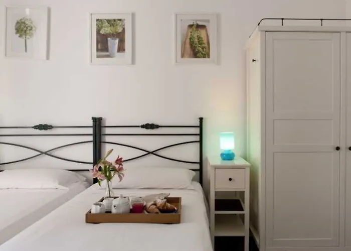 Santi Quattro Al Colosseo 4* רומא