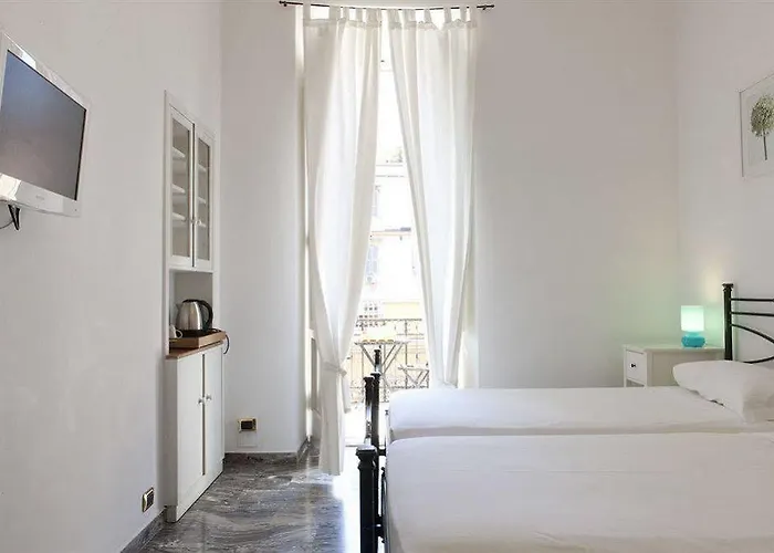 Santi Quattro Al Colosseo 4*