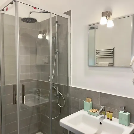 Bed & Breakfast Santi Quattro Al Colosseo