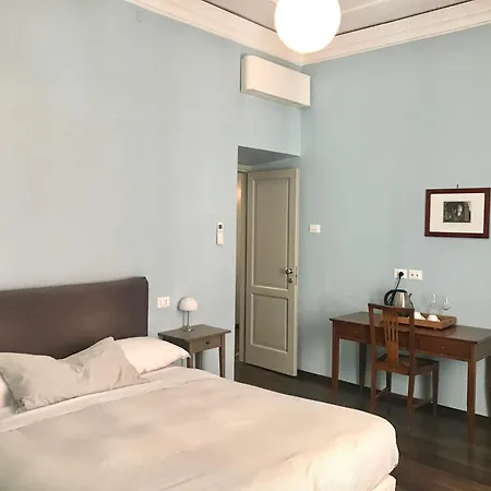 Santi Quattro Al Colosseo 4*