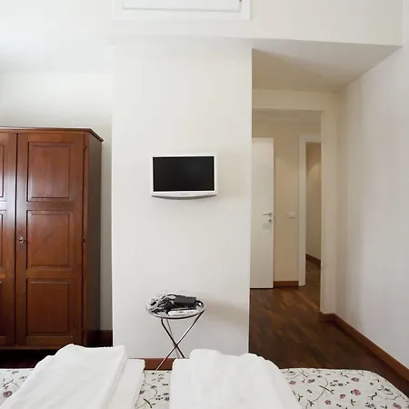 Santi Quattro Al Colosseo Bed & Breakfast