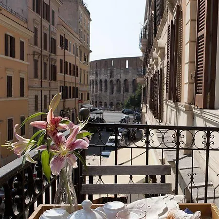 Santi Quattro Al Colosseo 4*